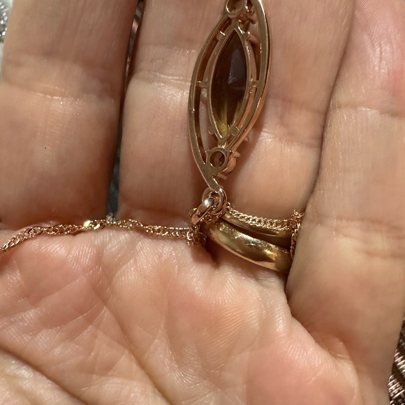 Light Brown Crystal Pendant Necklace for Women 585 Rose Gold Necklace - Picture 5 of 5